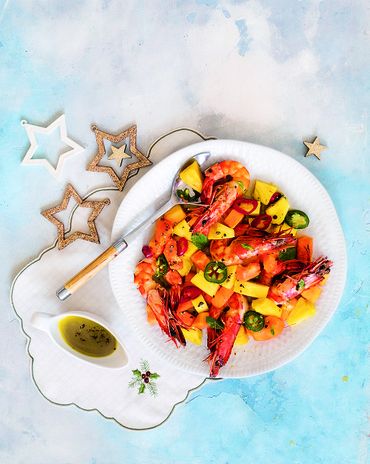 Салат из папайи и ананасов с креветками и мятой фото к рецепту