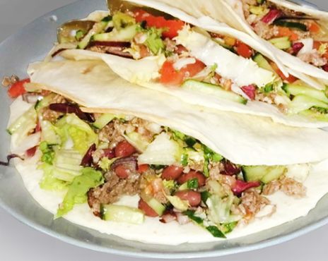 Тако с мясом, фасолью и овощами фото к рецепту