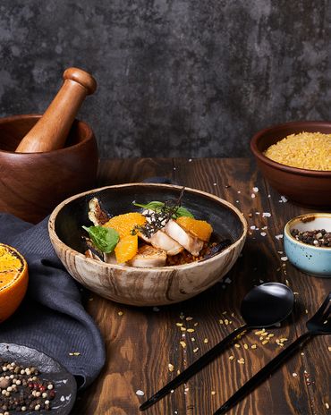 Филе курицы с&nbsp;пряным булгуром и&nbsp;хрустящим баклажаном фото к рецепту