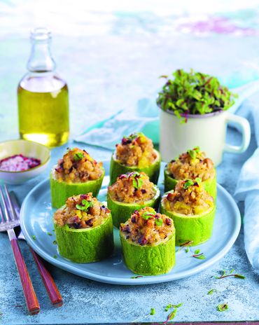 Кабачки, начиненные ячневой крупой с&nbsp;грибами фото к рецепту