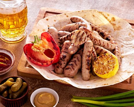Колбаски, запеченные в&nbsp;пиве фото к рецепту