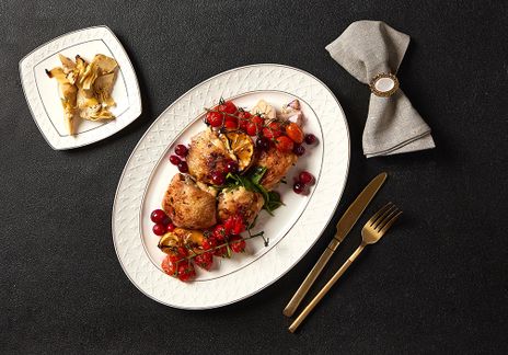Запеченные куриные голени под апельсиновым соусом с перцем конфи фото к рецепту