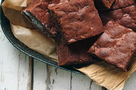 Мини-брауни с грецкими орехами фото к рецепту