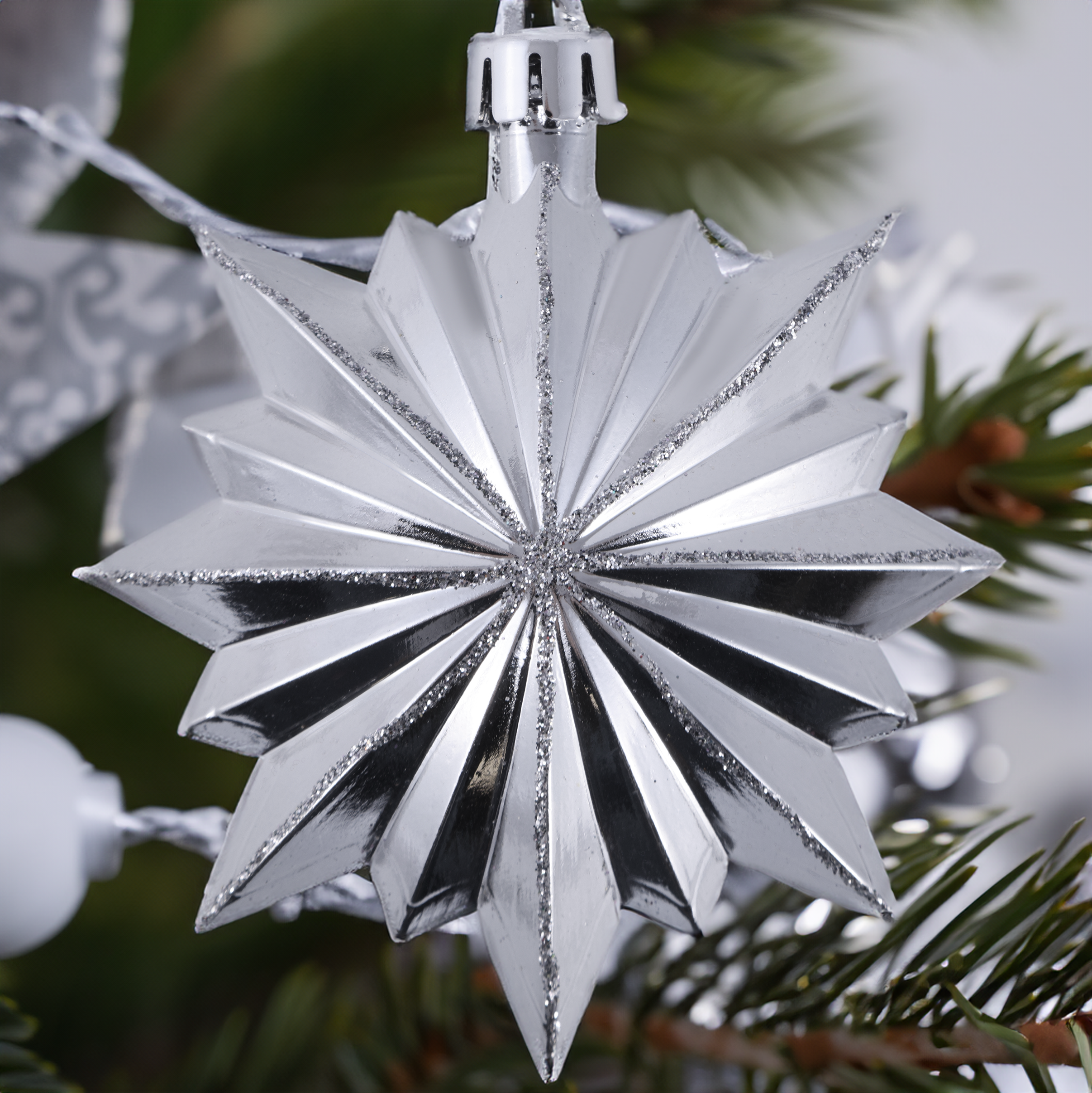 Изображение товара Украшение елочное Звезда HOMECLUB пластик, праздничное декорирование, 9,5х2х11см