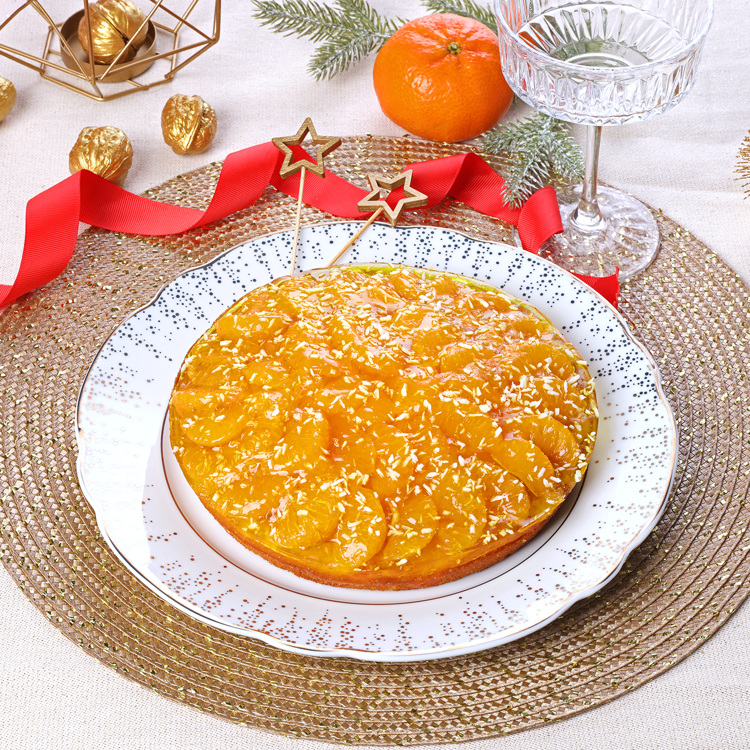 Изображение товара Пирог бисквитный Аромат Рождества 600г с апельсином и кокосом