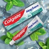 Зубная паста COLGATE Макс Блеск Кристальная мята с отбеливающими пластинками для свежего дыхания и отбеливания зубов, 100мл - фото undefined