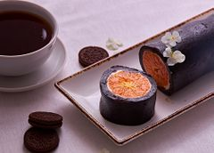 Творожный рулет с мандаринами без выпечки
