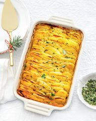 Хрустящие ломтики картофеля с соленым орегано