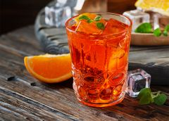 Коктейль Sparkling Campari Orange