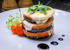 Летние бургеры из баклажанов
