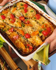 Мусака с бараниной, баклажанами и картофелем