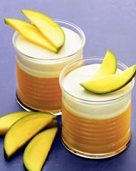 Мусс из манго в стаканчиках