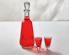 Настойка на красной смородине