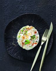 Оливье с кроликом, языком, свежими огурцами и&nbsp;перепелиными яйцами