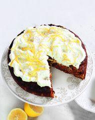 Постный морковный торт с&nbsp;орехами