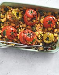 Помидоры, фаршированные овощами