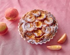 Пирог с персиками