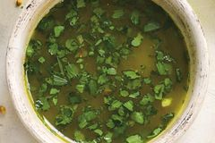 Маринад из кинзы, лимона, зиры и чеснока