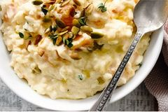 Рисовая каша с маскарпоне, тыквой и тыквенными семечками