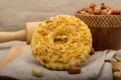 Песочные кольца с орехами