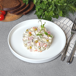 Салат ЛЕНТА FRESH Оливье классический, весовой