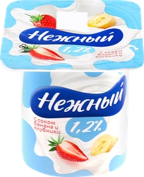 Продукт йогуртный CAMPINA Нежный с соком банана и клубники 1,2%, без змж, 100г