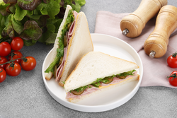 Сэндвич ЛЕНТА FRESH с ветчиной и сыром, 170г