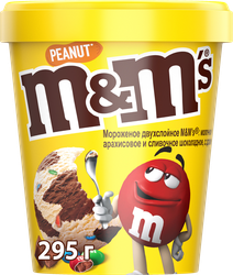 Изображение товара Мороженое M&M'S двухслойное молочное арахисовое и сливочное шоколадное с драже, без змж, картонный стакан, 295г