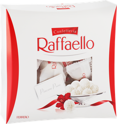Конфеты RAFFAELLO с цельным миндальным орехом в кокосовой обсыпке, 240г