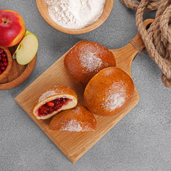 Пирожок ЛЕНТА FRESH Домашний с яблочно-брусничной начинкой, 100г
