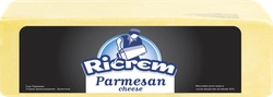 Сыр RICREM пармезан 42% без змж вес до 300г