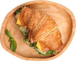 Круассан ЛЕНТА FRESH с лососем и соусом Тар-тар, 170г