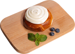 Изображение товара Булочка Синабон с корицей и помадкой, 130г