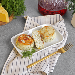 Сырники домашние с сыром и зеленью