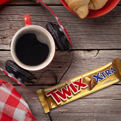 Батончик TWIX Xtra с карамелью и печеньем, 82г