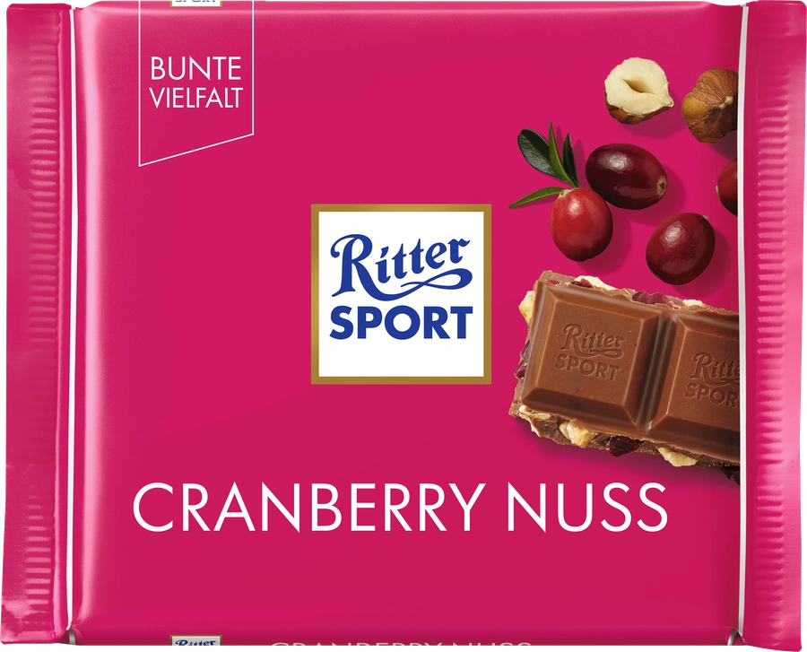 Шоколад молочный RITTER SPORT с кусочками клюквы и орехом лещины, 100г