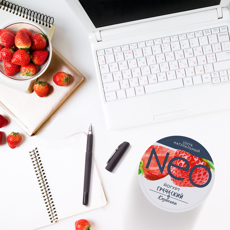Йогурт NEO Греческий Клубника 1,7%, без змж, 125г, превью
