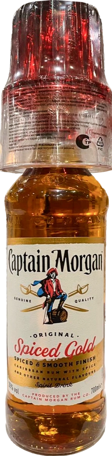 Напиток спиртной CAPTAIN MORGAN Spiced Gold на основе рома 35% со стаканом, 0.7л